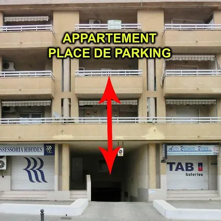 Rosesapparts Gran Via Apartment Roses
